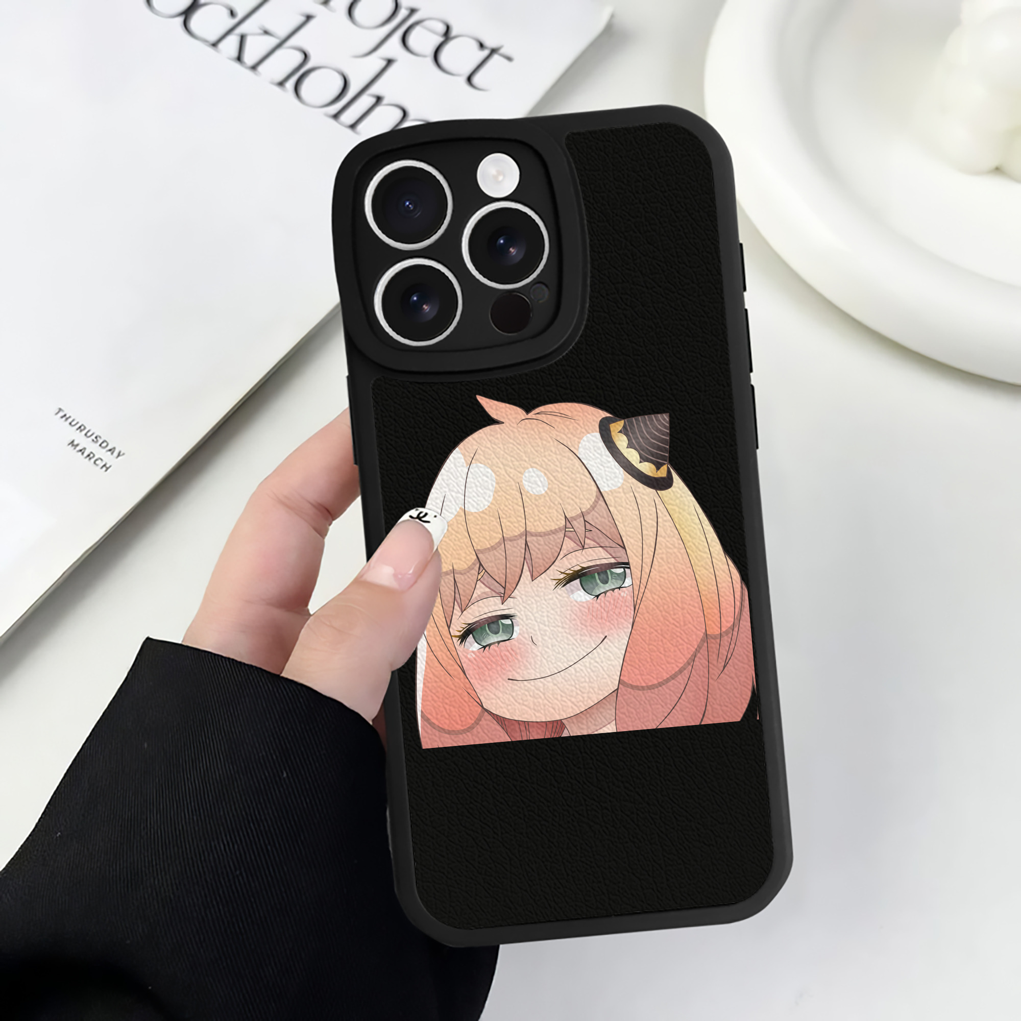 （画像用） SPY×FAMILY间谍家家酒 【iPhone 16シリーズ対応】シリコンスマホケース（レザー調） 材質：シリコン